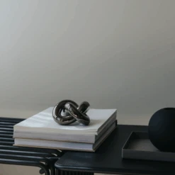 Knot Table Dekoration Dark Silver, Small -Royal Design Angebote Möbel Store cooee design knot tischdekoration 5