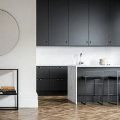 Barhocker Mit Rückenlehne 80 Cm, Schwarz / Schwarz Samt -Royal Design Angebote Möbel Store department barhocker niedrig hoch ruckenlehne 70