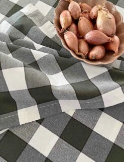 Ted Tischdecke 140x250 Cm, Olivgrün -Royal Design Angebote Möbel Store recycled by wille duk ted recy 140x250 denimbla beige brun 5