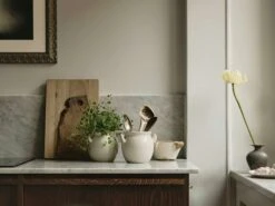 Rörstrand Höganäs Topf 1 L, Sand -Royal Design Angebote Möbel Store rorstrand hoganas ceramics krus sand 1l 3